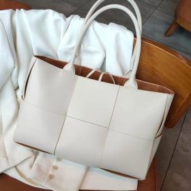 Large Capacity Shoulder Tote Bag (Option: Milky White)