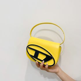 Fashion Designed Handbag For Women 2022 New Trendy Ladies Flap Zipper Clutch Bag Females All-Matching One-Shoulder Diagonal Bag (Color: Yellow, size: One Size)